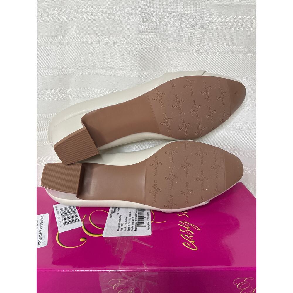 Easy Street Waive Kitten Heel Pumps Bone Womens Size 6.5 Wide - Picture 9 of 12